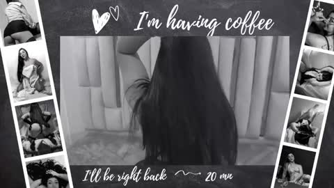 Snapshot of karla_hernandez chatting on September 15, 11:07 am Karla  online show from September 15, 11:07 am