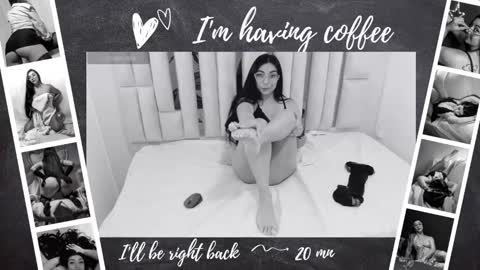 Snapshot of karla_hernandez chatting on September 22, 10:57 am Karla  online show from September 22, 10:57 am