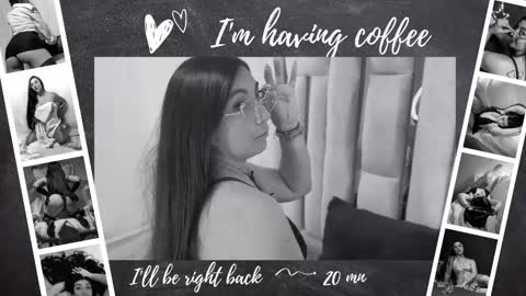 Snapshot of karla_hernandez chatting on October 14, 10:51 am Karla  online show from October 14, 10:51 am