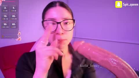 Snapshot of karla_honey_ chatting on October 3, 11:43 pm Karla online show from October 3, 11:43 pm