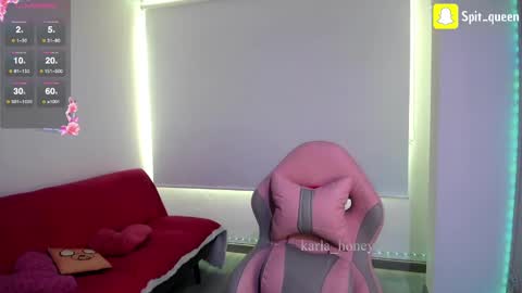 Snapshot of karla_honey_ chatting on September 17, 4:16 pm Karla online show from September 17, 4:16 pm