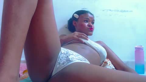 karla latina 28 online show from September 18, 10:19 pm