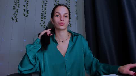 karla_lim online show from November 12, 7:34 pm