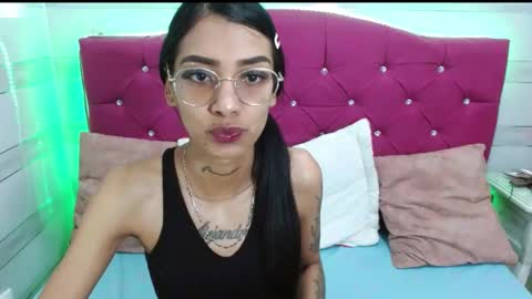 Snapshot of karla_slutskinny chatting on February 28, 3:48 am karla_slutskinny online show from February 28, 3:48 am