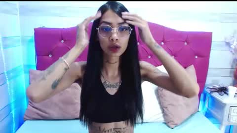 Snapshot of karla_slutskinny chatting on February 26, 4:19 am karla_slutskinny online show from February 26, 4:19 am