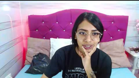 Snapshot of karla_slutskinny chatting on February 27, 3:14 am karla_slutskinny online show from February 27, 3:14 am
