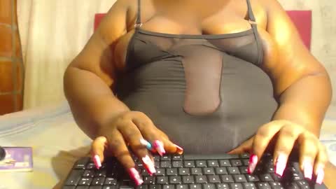 DAHIANA online show from December 19, 11:24 am