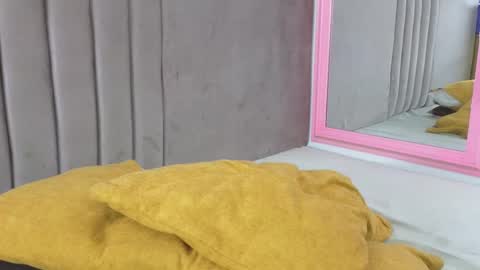 KARLA J SMITH online show from September 17, 2:26 pm
