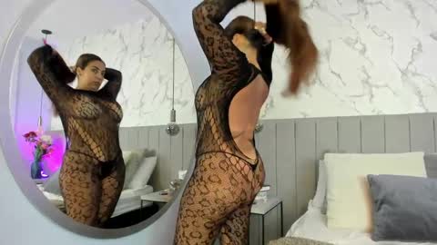 karlla_brown online show from March 27, 11:55 am