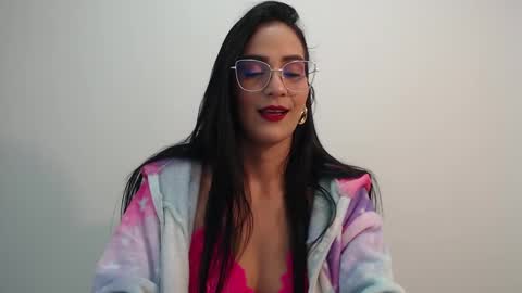Snapshot of karlota_hank chatting on December 26, 4:10 am Karlis online show from December 26, 4:10 am