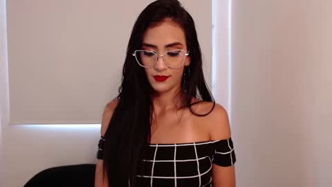 Snapshot of karlota_hank chatting on February 28, 10:06 pm Karlis online show from February 28, 10:06 pm