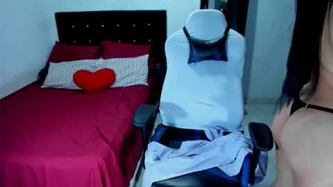 karly. online show from October 17, 3:10 am