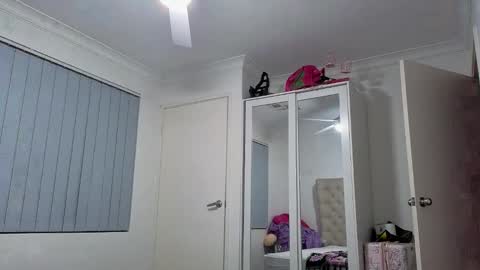 KarmaRosexx online show from September 30, 11:38 am