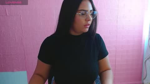 Snapshot of karol_09 chatting on March 2, 8:03 pm karol 09 online show from March 2, 8:03 pm