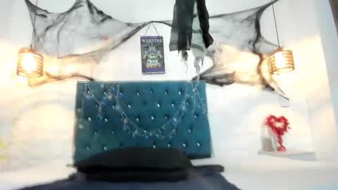 Snapshot of karol_dl chatting on October 31, 1:07 am karol dl online show from October 31, 1:07 am