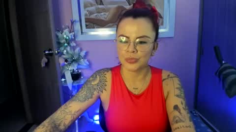 Snapshot of karol_milf__ chatting on February 8, 1:22 am kAROL MILF online show from February 8, 1:22 am