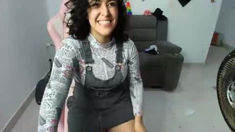 Snapshot of karol_naughty chatting on March 9, 1:46 am online show from March 9, 1:46 am
