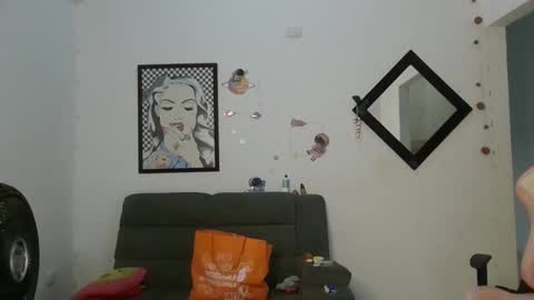 Snapshot of karol_naughty chatting on December 28, 11:41 am online show from December 28, 11:41 am