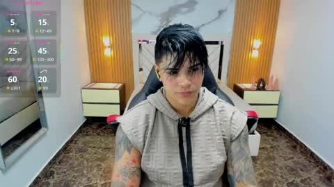 Karoll online show from April 11, 7:17 pm