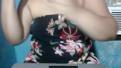 karolbb online show from September 25, 11:31 am