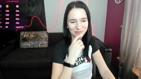 Snapshot of karolinablack chatting on February 27, 7:01 am Karolina online show from February 27, 7:01 am