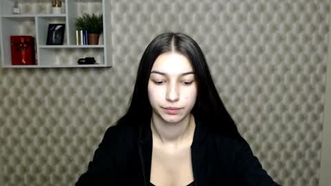 Karolina online show from December 27, 7:35 pm