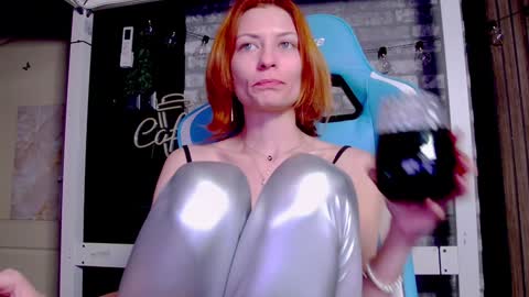 karoline121 online show from February 2, 6:42 pm