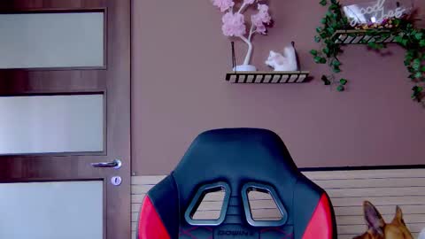 karoline121 online show from December 4, 6:59 am