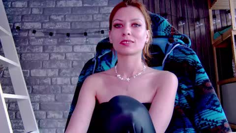 karoline121 online show from February 24, 3:31 pm