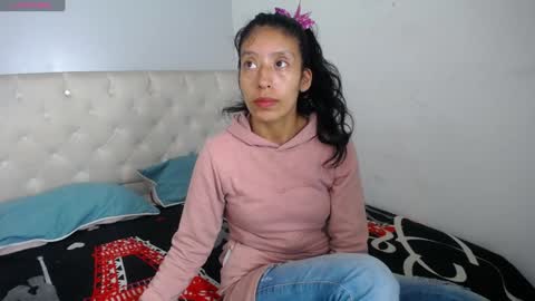 Snapshot of karoline_66 chatting on December 20, 3:25 am Karoline 66 online show from December 20, 3:25 am