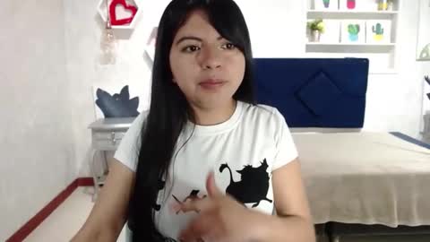 Snapshot of karolineburnx chatting on September 30, 3:45 am Isa online show from September 30, 3:45 am