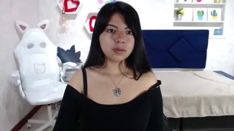 Snapshot of karolineburnx chatting on September 23, 3:15 am Isa online show from September 23, 3:15 am