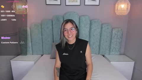 Karol Santos online show from February 4, 3:33 am