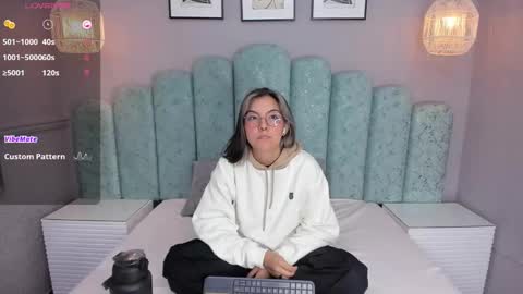 Karol Santos online show from December 14, 1:38 am