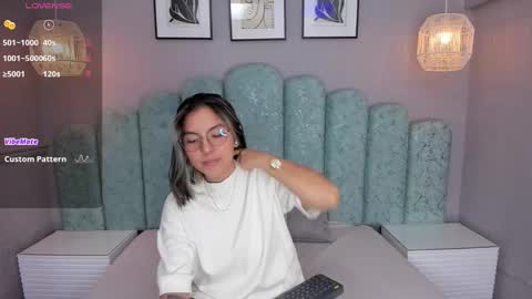 Karol Santos online show from February 22, 4:07 am