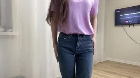 Lia online show from April 13, 5:25 pm