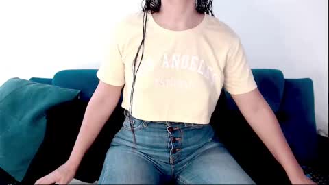 Snapshot of kary_montero chatting on March 11, 2:29 pm karime online show from March 11, 2:29 pm
