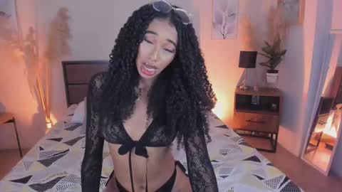 Kary Moon online show from March 4, 8:59 pm