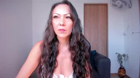Kasandra Mature online show from October 29, 1:58 pm