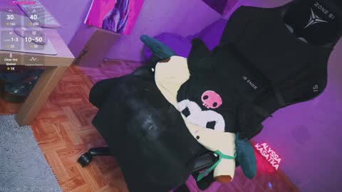 ALYSSA                online show from December 12, 3:16 pm