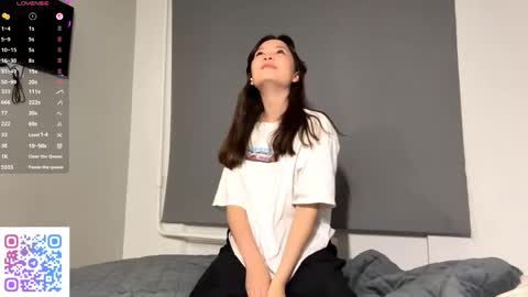 Snapshot of kassandrataulbee chatting on October 4, 4:33 pm Kira online show from October 4, 4:33 pm