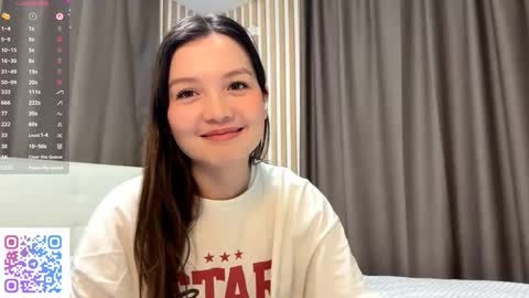 Snapshot of kassandrataulbee chatting on October 1, 6:13 pm Kira online show from October 1, 6:13 pm