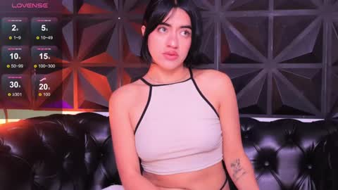 Snapshot of kassianoir_ chatting on February 13, 12:32 pm Kasi online show from February 13, 12:32 pm