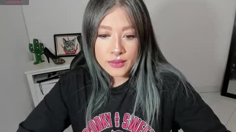 Alicia online show from November 11, 11:46 pm