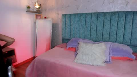 kat_blake online show from October 6, 4:18 am