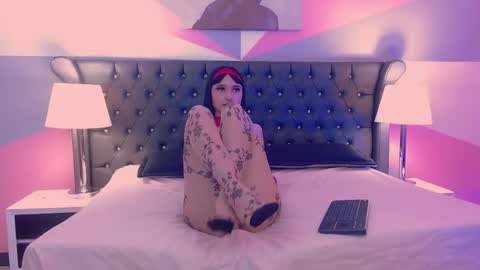 kat online show from December 5, 11:27 am
