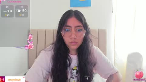 Snapshot of kat_ly_chan chatting on October 27, 8:47 pm Kat online show from October 27, 8:47 pm