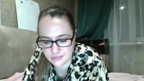 katarios online show from November 1, 8:02 pm