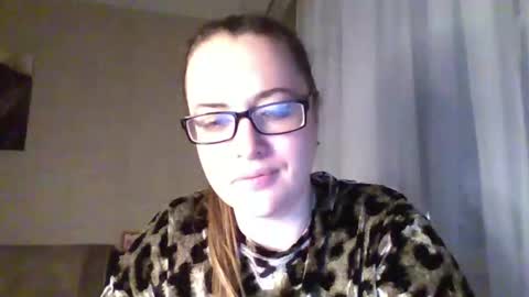 katarios online show from October 24, 8:38 pm