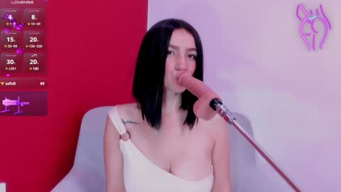 Kate  online show from December 7, 11:40 am